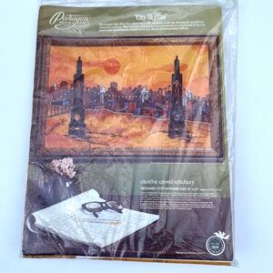Vintage '77 Paragon Needle Craft CITY SKYLINE Crewel Kit #0634 deadstock, Levitt